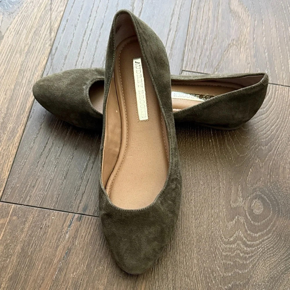 Audrey Brooke Dark Olive Suede Pointed Flats - Picture 1 of 3